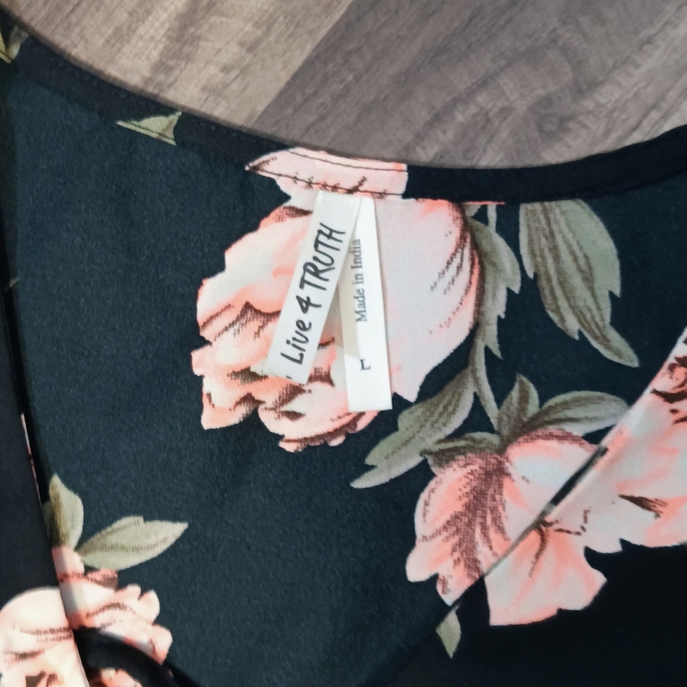 𝐿𝑖𝑣𝑒 𝟒 𝑇𝑟𝑢𝑡ℎ 𝐹𝑙𝑜𝑟𝑎𝑙 𝑆ℎ𝑒𝑒𝑟 2 𝑃𝑜𝑐𝑘𝑒𝑡 𝐵𝑙𝑜𝑢𝑠𝑒 - Picture 11 of 12